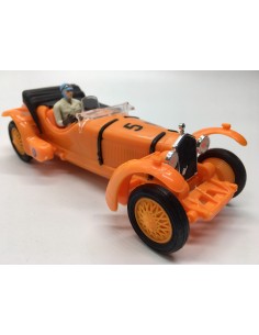 ALFA ROMEO 8C 2300 NARANJA 2